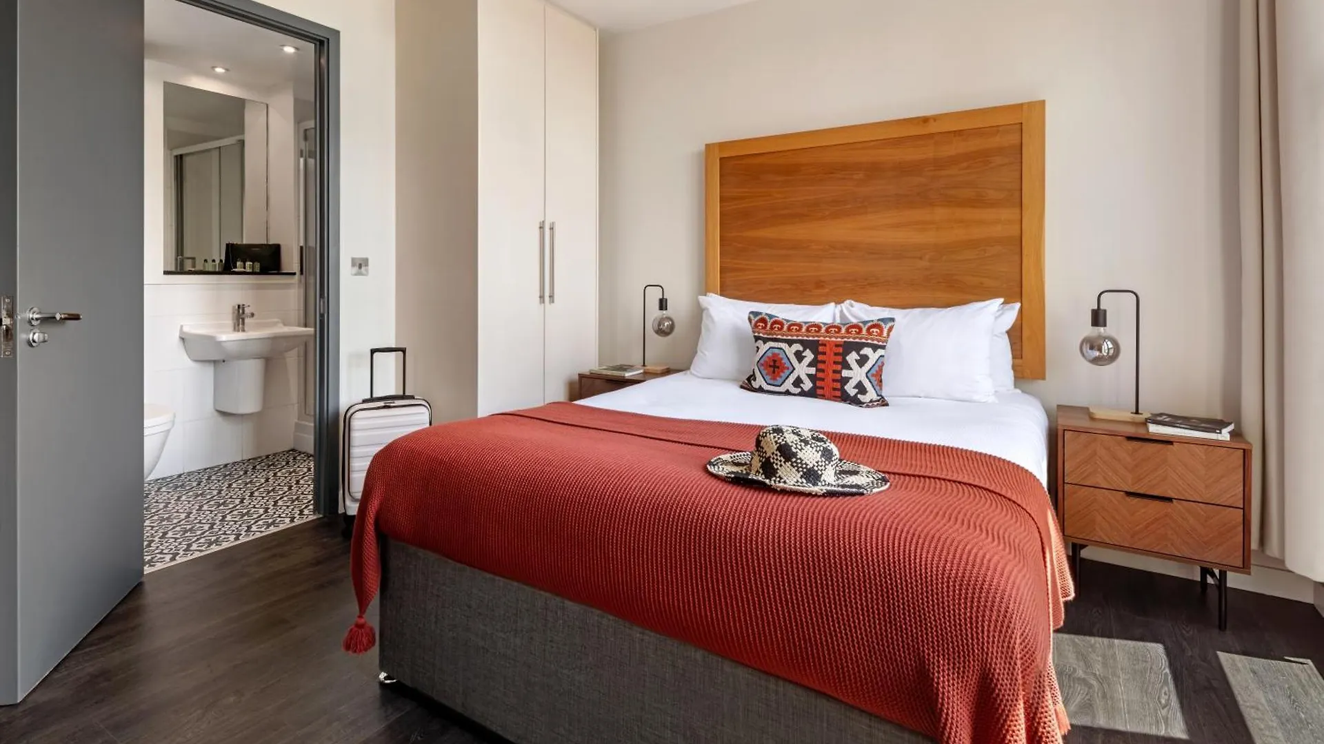 **** Aparthotel Marlin Canary Wharf London United Kingdom
