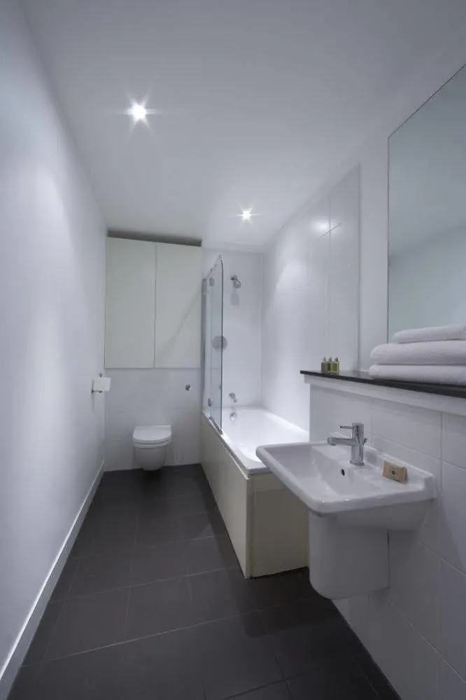 Marlin Canary Wharf London Aparthotel